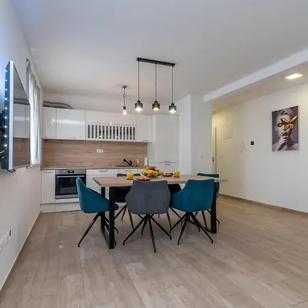 Appartement Apartman Cviki Trogir