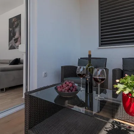 Apartman Cviki Apartment *